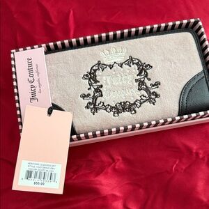 Juicy Couture heritage dusty blush wallet